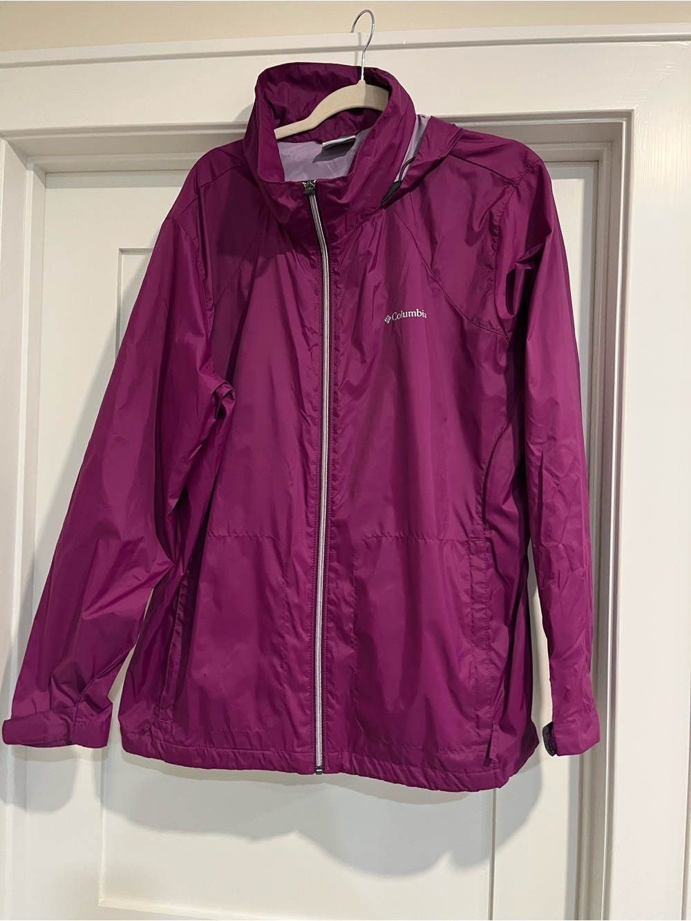 Columbia Women's Berry Lightweight Packable Jacket